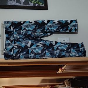 Athletic Capri Leggings